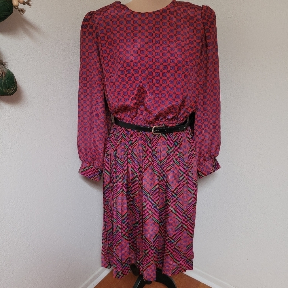 Women's Pink Patterned Midi Dress with Long Sleeves